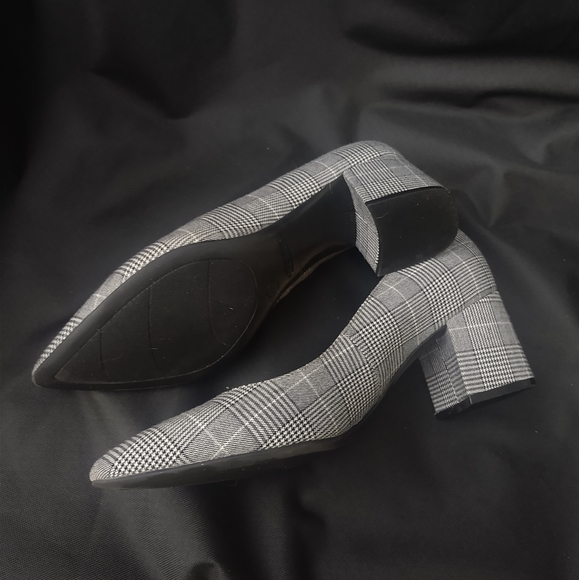 Nine West Grey Houndstooth Block Heel 10 - Picture 3 of 6